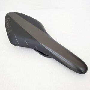 FIZIK Arione R7 Black Bike Bicycle Racing Saddle Seat 127 x 305 Manganese Rails
